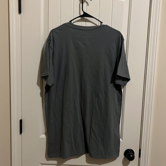 Three Grey large george t-shirt - Picture 2 of 5